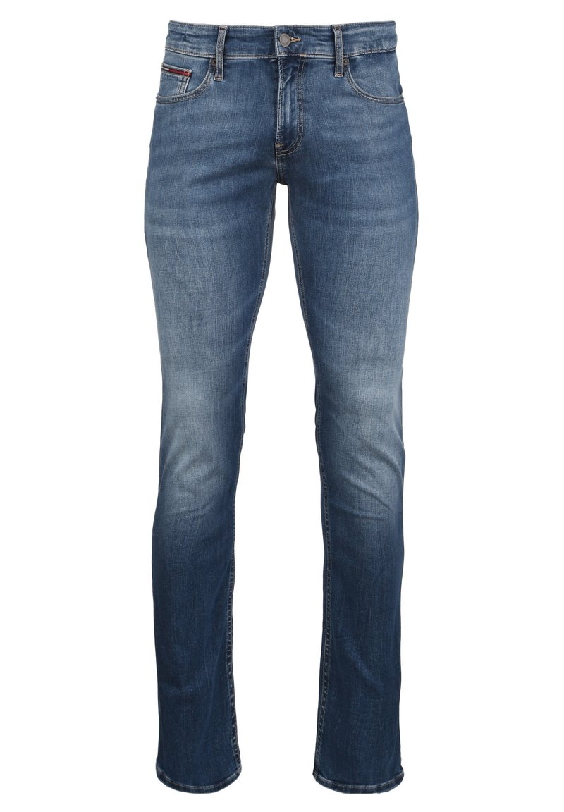 Jean bleu coupe droite avec délavage, bouton à l'avant, fermeture éclair, passants de ceinture et cinq poches, présenté sur fond blanc.