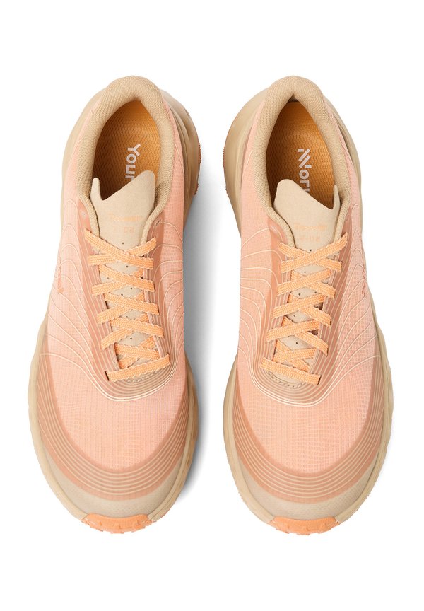 TOMIR 2.0 UNISEX - Trail running shoes - orange3