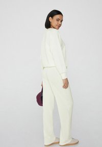 Tezenis Stoffhose - weiß bianco latte