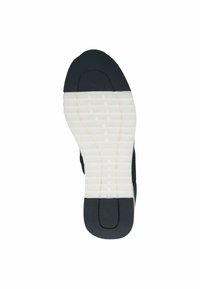 Suela de goma negra con patrón de tracción blanco; forma redondeada en el talón; superficie texturizada para agarre.