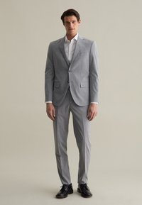 PIOMBO PINSTRIPED OUTFIT SET - Completo - light grey