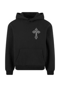 Črna kapuca z sprednjim žepom, ki ima na levem prsnem delu bel in zapleten križ. Narejena je iz mehkega in udobnega blaga.