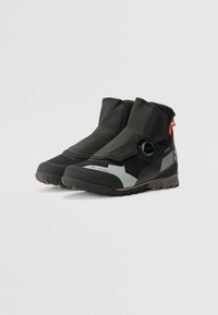 Vaude MINAKI UNISEX - Chodecká obuv - black