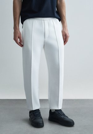 TROUSER - Tepláky - snow white