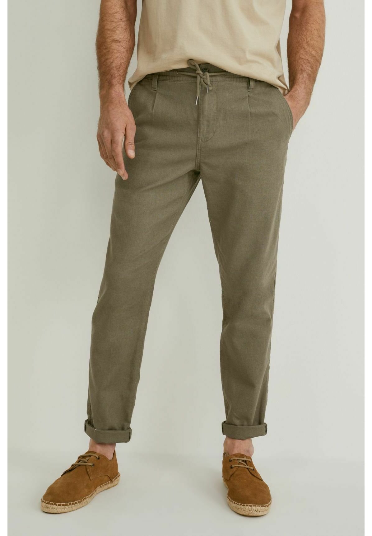 Pantalones para hombre: confort, calidad y estilo en C\u0026A