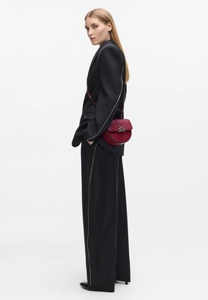 KARL LAGERFELD, K/AUTOGRAPH DROP TOP HANDLE - Дамска чанта - dark cherry
