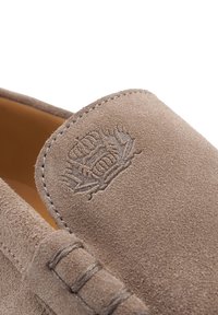 Finsbury Mocassins - beige