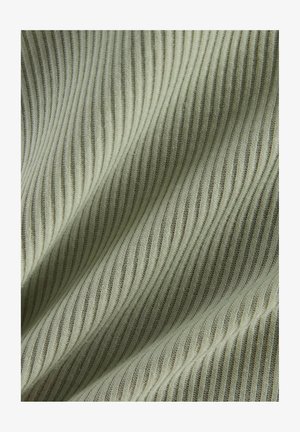 Strukturierter Stoff in Hellgrün mit feinen vertikalen Streifen, der eine weiche, gerippte Oberfläche und dezenten Glanz zeigt.