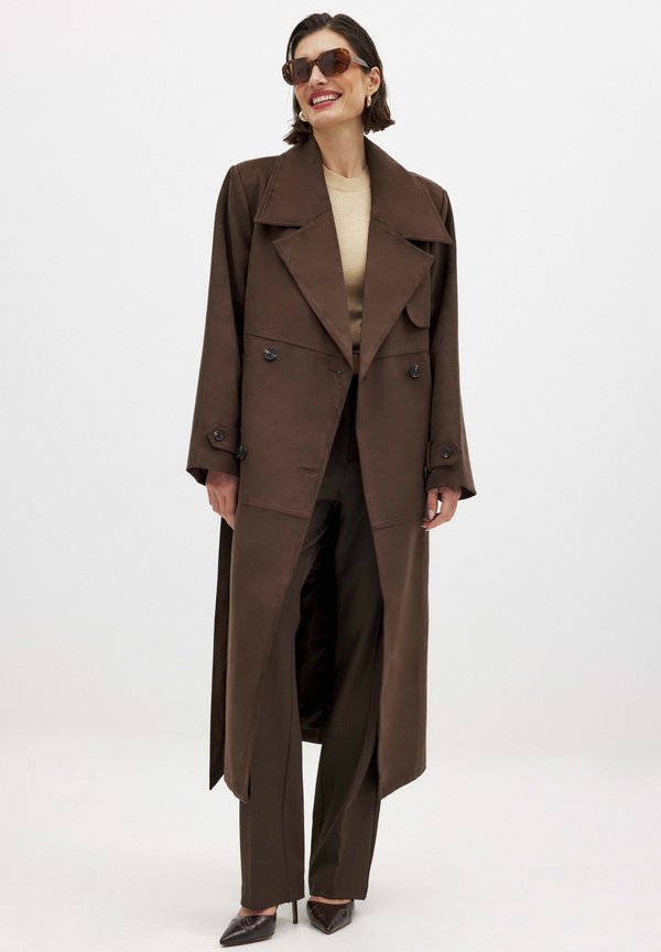 Trenchcoat