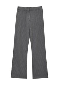 Graue, gestreifte, weite Hosen mit flachem Bund, Gürtelschlaufen und zwei Seitentaschen. Besitzt eine glatte Stofftextur.