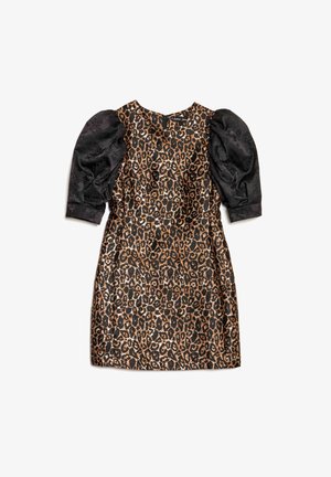 Robe imprimé léopard avec manches courtes bouffantes, texture satin noir, encolure ronde et silhouette ajustée. Dispose d'une fermeture au dos.