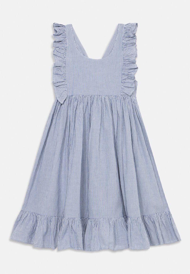 Vestido riscado com um design sem mangas, alças com babados, um corpete franzido e uma saia ampla. As cores principais são azul claro e branco.