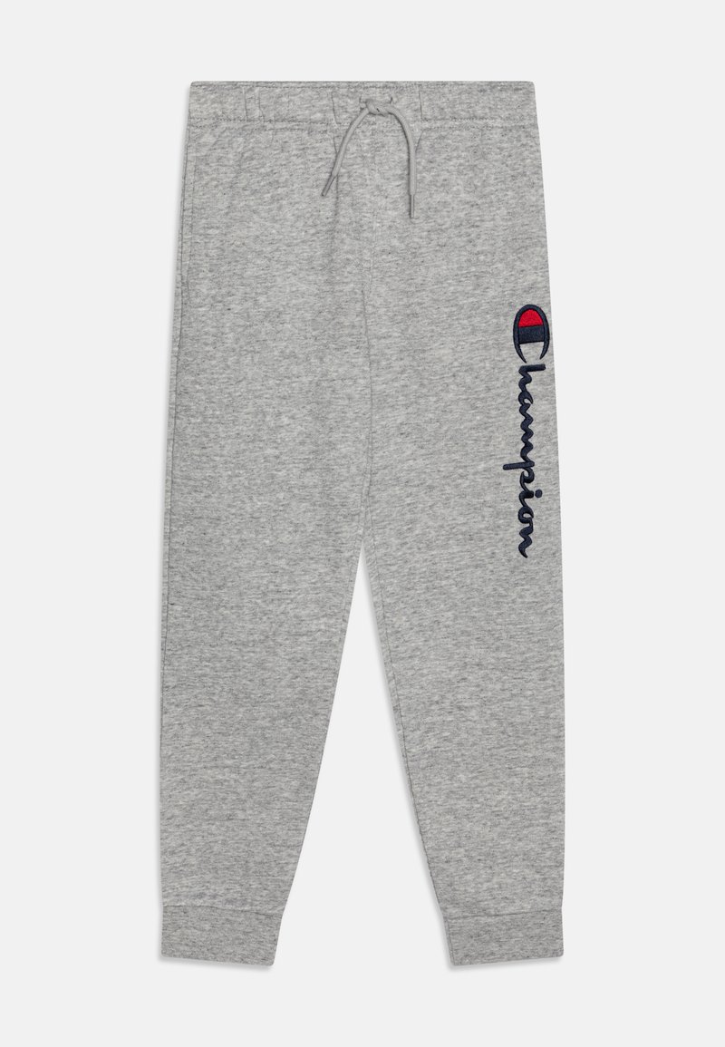 Grijze joggingsbroek van zacht materiaal met een elastische tailleband, voorzien van een trekkoord en een marineblauwe geborduurde "Champion"-logo aan de zijkant.