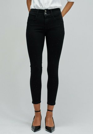 SECRET PUSH IN CROPPED SKINNY - Vaqueros pitillo - schwarz