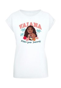 Hvid bomuld t-shirt med et farverigt grafik af en tegneseriefigur med krøllet hår, tropiske blomster og teksten "Make Your Journey".