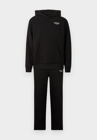 CRAFTED LUXURY - Trening - black