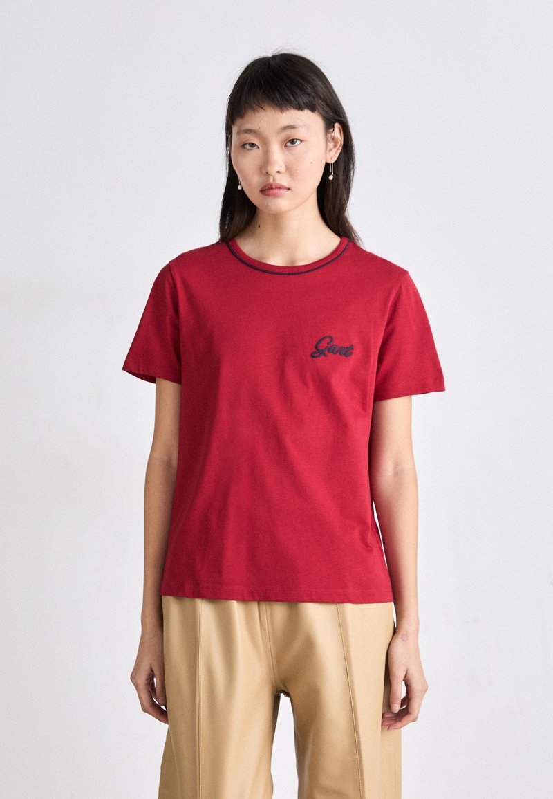GANT SCRIPT - T-shirt med print - cherry red