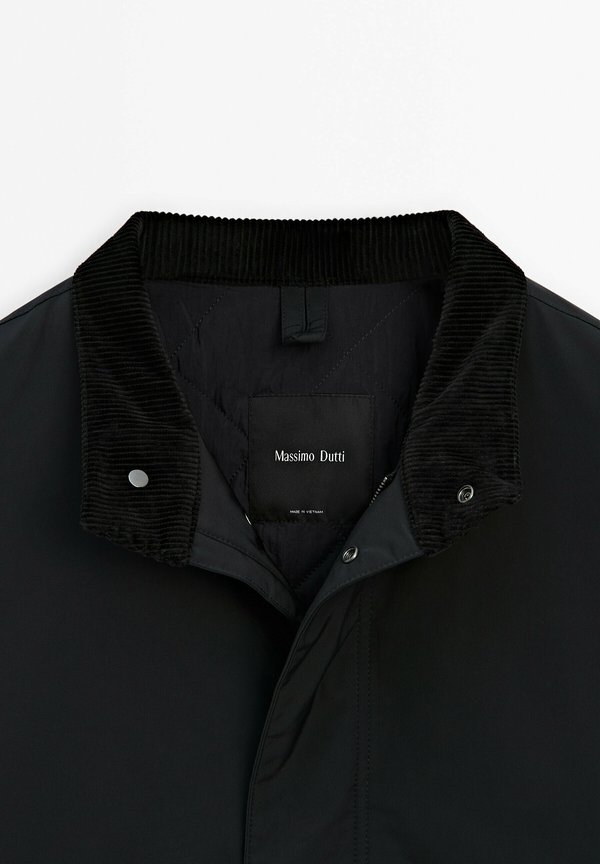 COLLAR DETAIL - Light jacket3