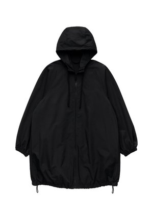 Czarna, oversizeowa kurtka z kapturem, długimi rękawami, elastycznymi ściągaczami, przednim zamkiem błyskawicznym i regulowanym sznurkiem u dołu. Wykonana z gładkiego, lekkiego materiału.