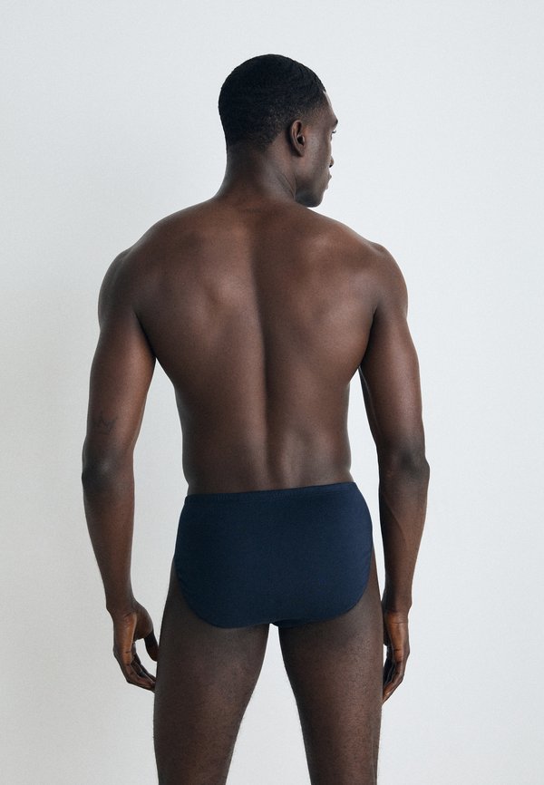 ESSENTIALS SUPERMINI 3 PACK - Briefs2