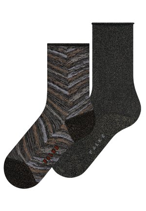 Paire de chaussettes mi-mollet, l'une avec un motif en zigzag noir et marron, l'autre unie gris foncé, toutes deux marquées du logo "FALKE" sur le pied.