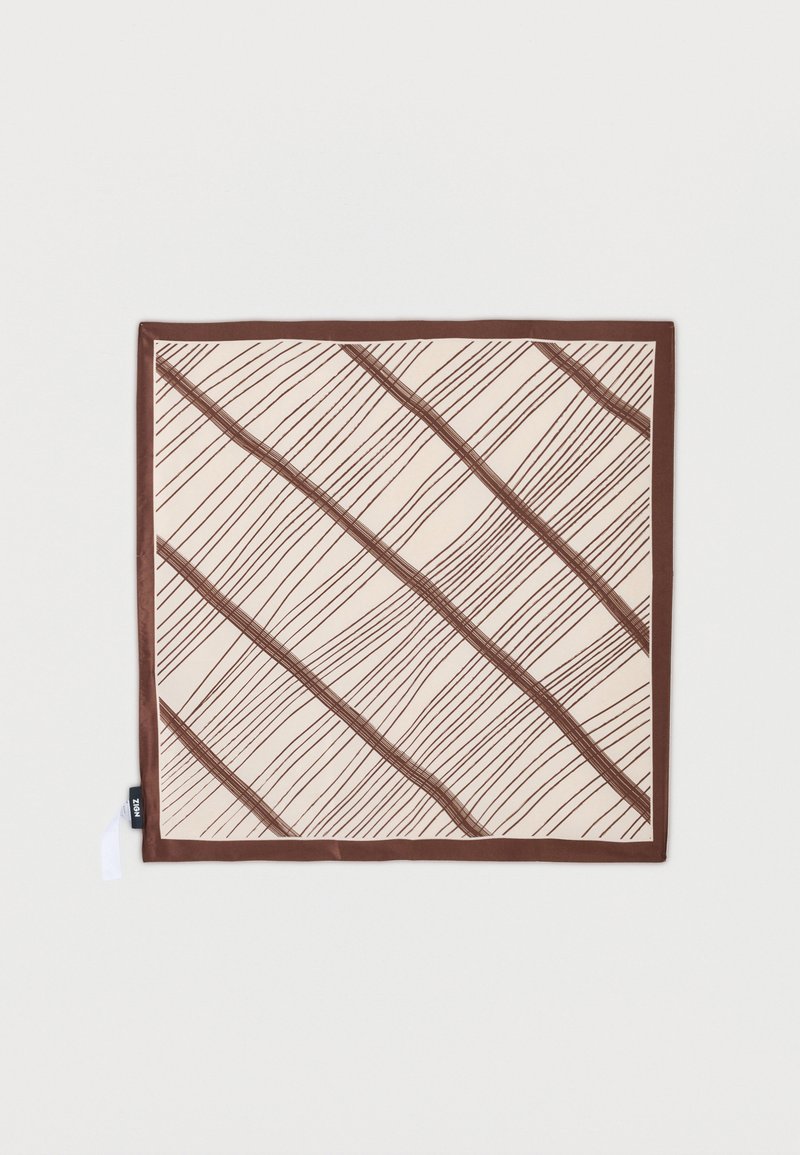 Τετράγωνο ύφασμα με κρεμ φόντο, καφέ διαγώνιες ρίγες από λεπτές παράλληλες γραμμές και στενή καφέ περιγραφή.