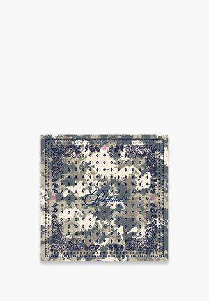 Štvorcová bandana so sivým a béžovým kamuflážnym vzorom, tmavomodrým paisley lemom a textom „Zakázané“ uprostred.