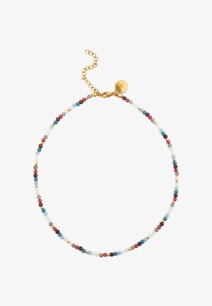 Korálkový náhrdelník s pozlacenými akcenty, kombinující červené, modré a neutrální kameny v jemném, kulatém designu. Nastavitelný zapínací řetízek.