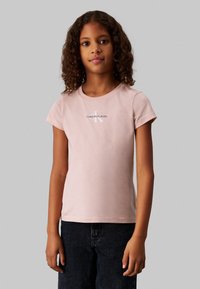 Calvin Klein Jeans MICRO MONOGRAM - T-shirts print - peach whip