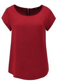 Czerwony top z krótkim rękawem i okrągłym dekoltem o subtelnym połysku, wyposażony w zamek błyskawiczny z tyłu oraz lekko zaokrąglony dół.