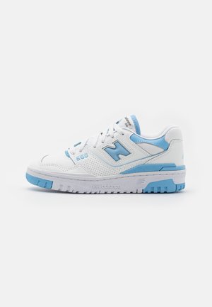 Trainers - white