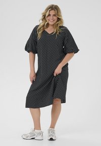 Kaffe Curve Vestido informal - black chalk dot