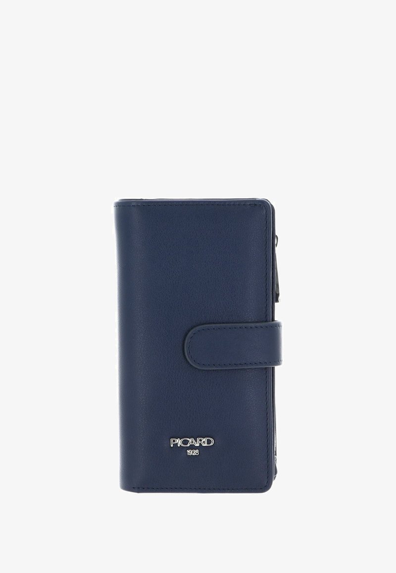 Portefeuille en cuir bleu marine avec une fermeture à pression, présentant une surface texturée et un logo de marque embossé en bas. Design rectangulaire compact.