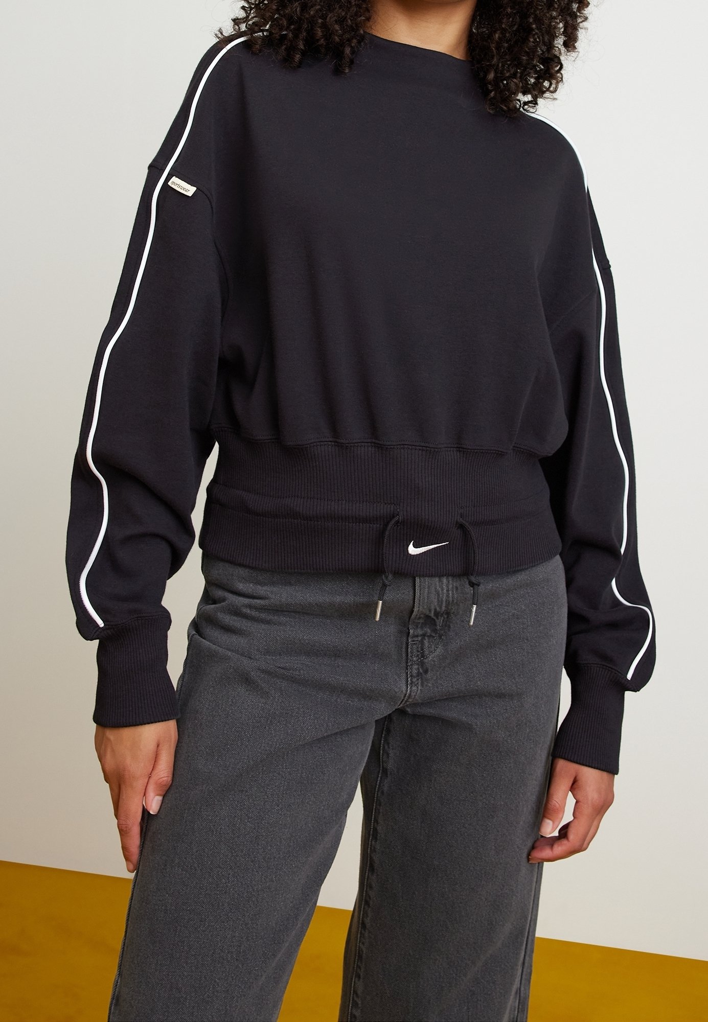 nike cropped drawstring sweatshirt