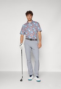 TravisMathew FEATHERWEIGHT SANDS - Polo shirt - heather medium grey