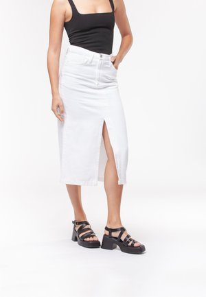 VICRAMA - Sandali con plateau - nero