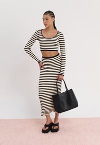 Even&Odd SET - Maxirok - black/off-white