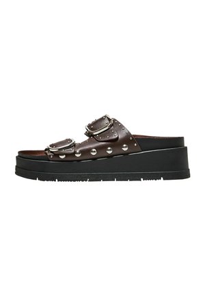 Heeled mules - brown