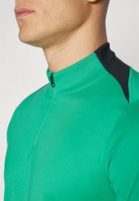 Nike Performance ACADEMY DRILL TOP  - Langarmshirt - stadium green/black/white