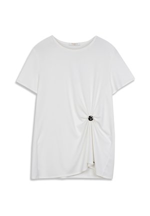 T-shirt bianca a maniche corte con scollatura tonda, caratterizzata da drappeggio laterale raccolto da un bottone decorativo nero in vita. Tessuto liscio.