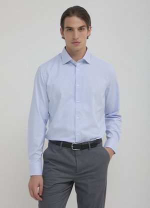 À RAYURES - Shirt - une variante