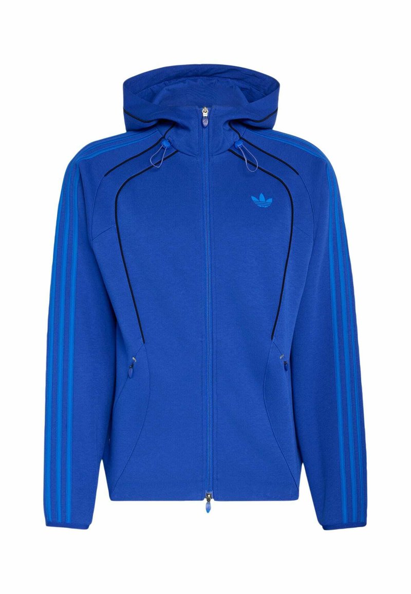 Sweat à capuche bleu zippé avec logo trefoil Adidas, trois bandes bleu clair sur les manches, détail de passepoil noir incurvé et cordons de capuche réglables.