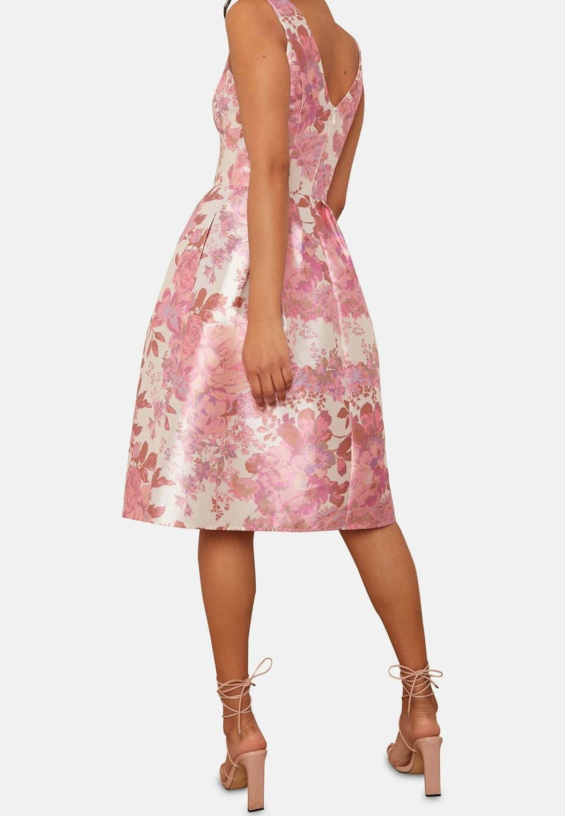 Chi Chi London Cocktail dress / Party dress - pink - (Pre-owned) -  Zalando.ie