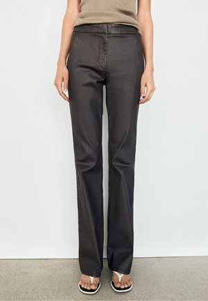 Massimo Dutti, WAXED FLARE FIT - Bukser - mottled dark brown