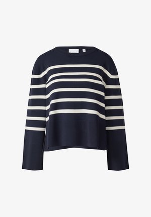 Granatowy sweter w białe poziome paski, z okrągłym dekoltem, opuszczonymi ramionami i prążkowanymi mankietami. Miękka dzianina o luźnym kroju.