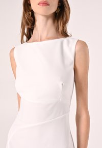 Rinascimento TUBINO MIDI - Etuikleid - white plain