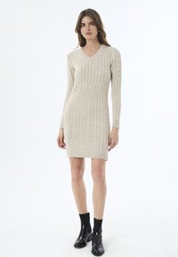 Non sélectionné, beige