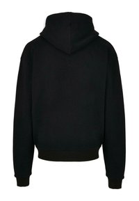 Sort hætte sweatshirt, blødt stof, afslappet pasform, ribbede manchetter og bund, ingen synlige logoer eller mønstre, minimalistisk design.