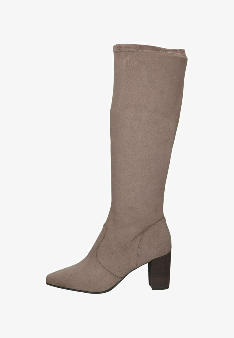 Botte femme taupe haute jusqu’au genou avec bout pointu et talon bloc, en matière effet daim avec coutures apparentes.