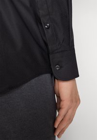 BOSS HANK KENT - Camicia elegante - black
